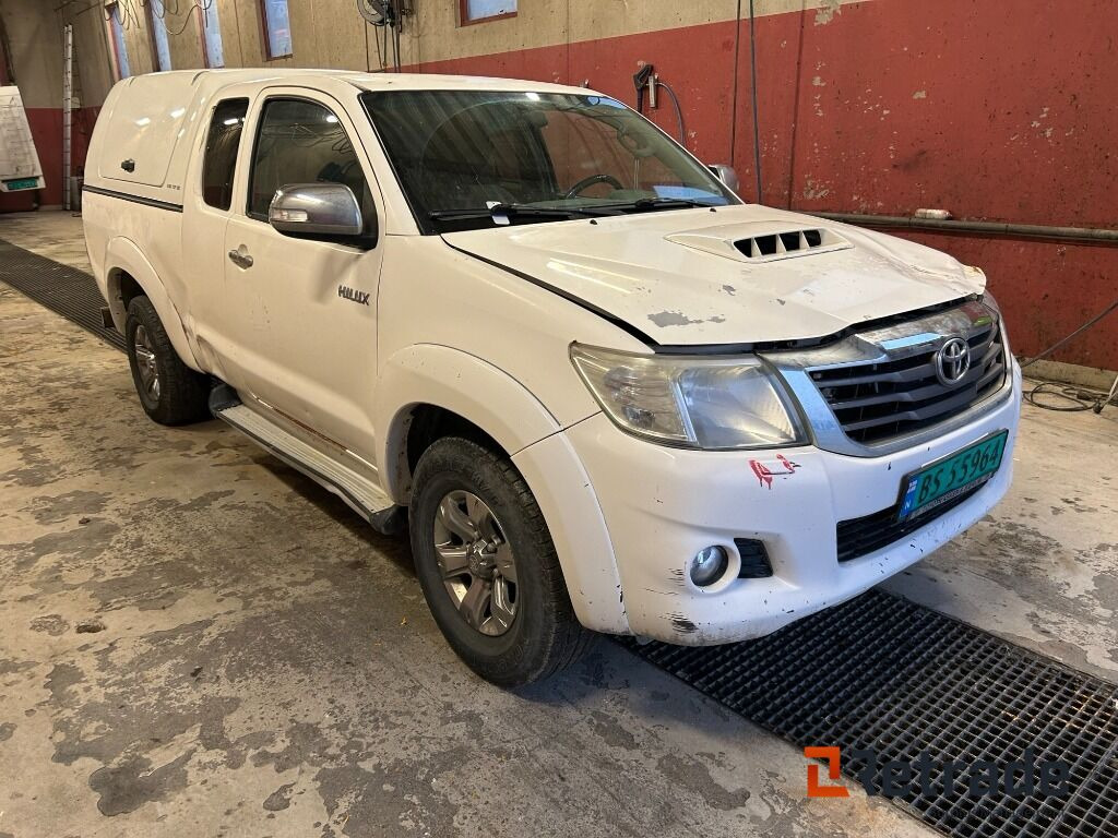Bil Toyota Hilux 4wd N2 - سيارة: صورة 1 Bil Toyota Hilux 4wd N2 - سيارة: صورة 1