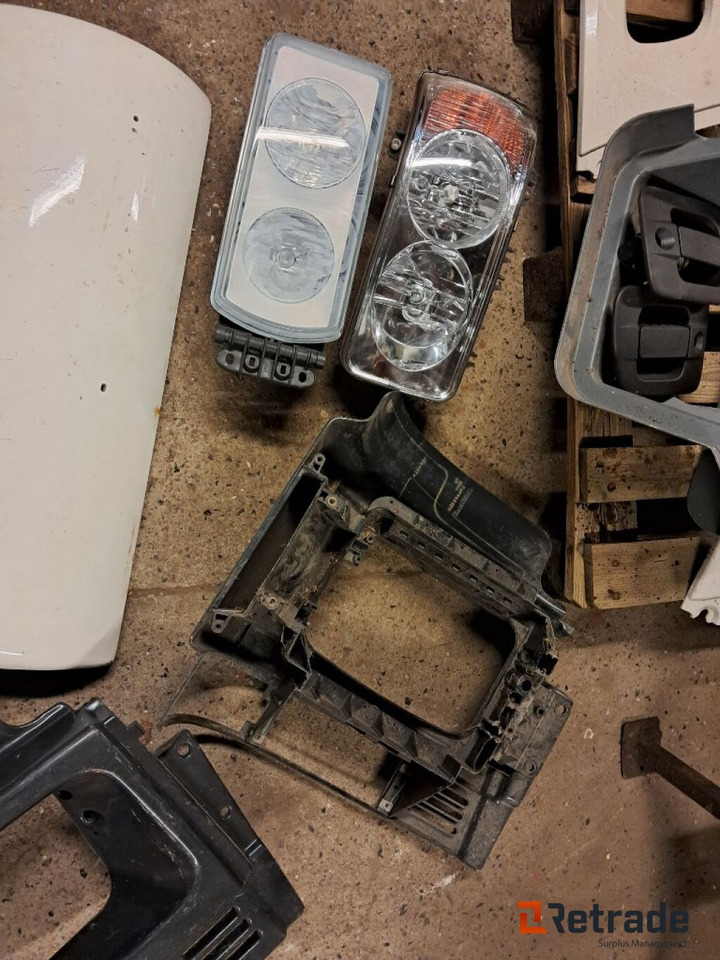 Diverse Volvo og Iveco dele Reservedele til lastbil - آليات: صورة 4 Diverse Volvo og Iveco dele Reservedele til lastbil - آليات: صورة 4