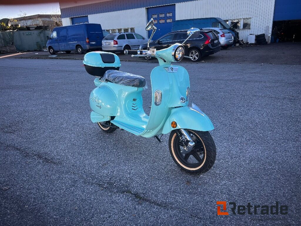 EL Skoter/EL moped Dreems Amalfi - Hely ny - آليات: صورة 5 EL Skoter/EL moped Dreems Amalfi - Hely ny - آليات: صورة 5