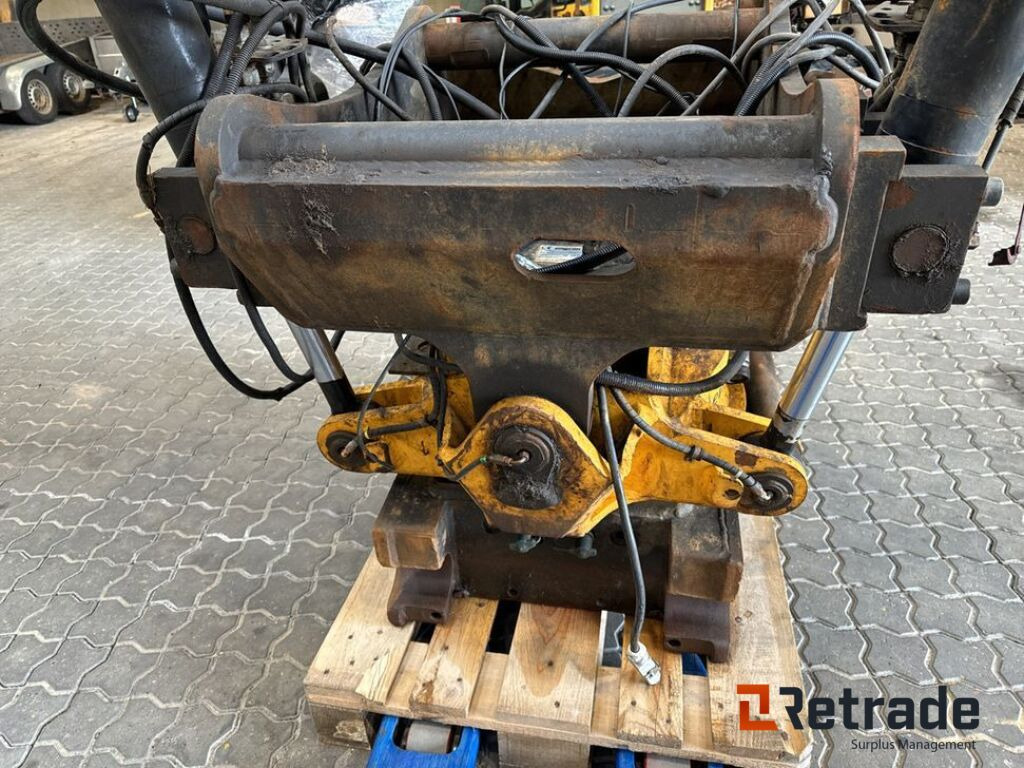 ENGCON EC30 - آلات البناء: صورة 5 ENGCON EC30 - آلات البناء: صورة 5