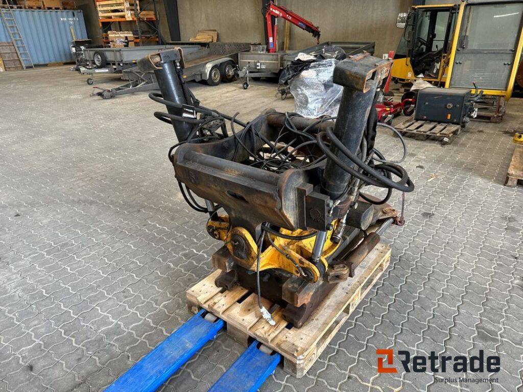 ENGCON EC30 - آلات البناء: صورة 4 ENGCON EC30 - آلات البناء: صورة 4