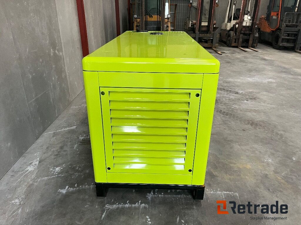 Generator Compal Power VG-R30 Generator - آلات البناء: صورة 4 Generator Compal Power VG-R30 Generator - آلات البناء: صورة 4