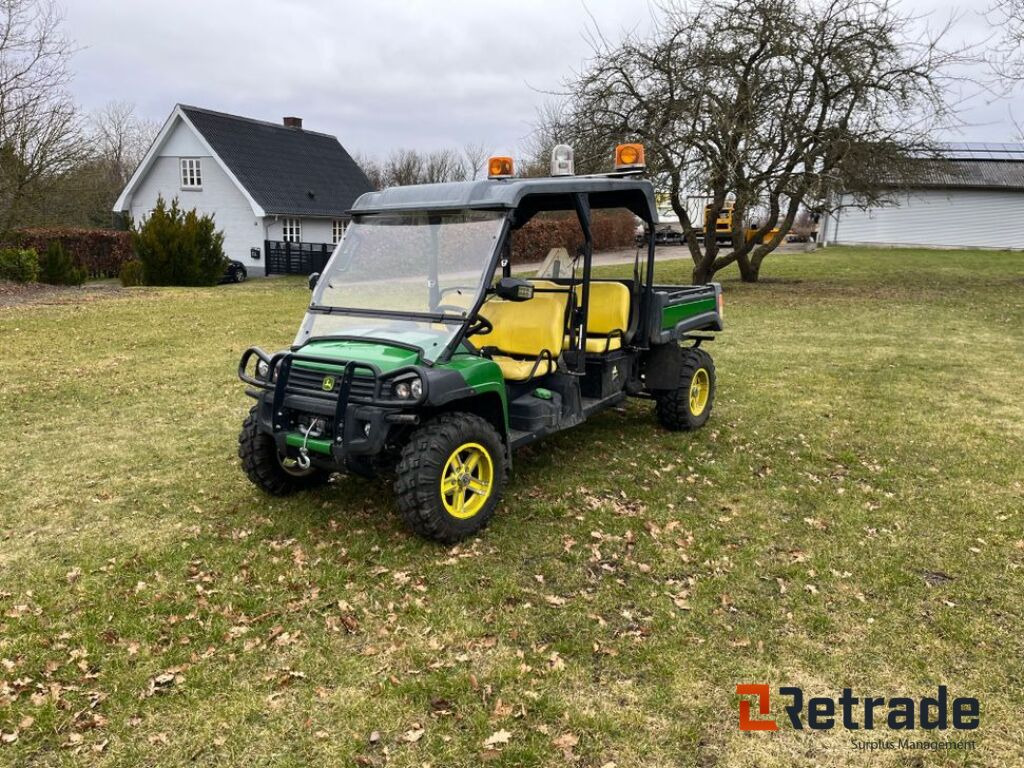 John Deere Gator UTV 4X4 Lang / John Deere Gator UTV 4X4 Long - مركبة لجميع التضاريس: صورة 1 John Deere Gator UTV 4X4 Lang / John Deere Gator UTV 4X4 Long - مركبة لجميع التضاريس: صورة 1