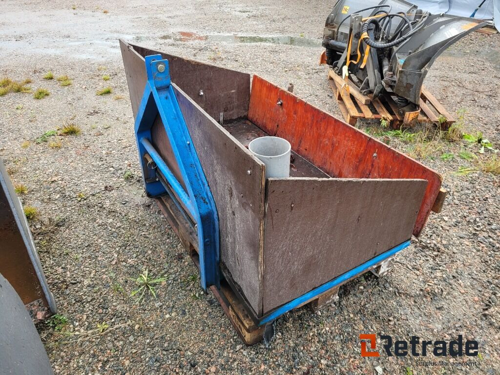 Lastflak / lastbrygga till traktor 3-punkt - الآلات الزراعية: صورة 3 Lastflak / lastbrygga till traktor 3-punkt - الآلات الزراعية: صورة 3