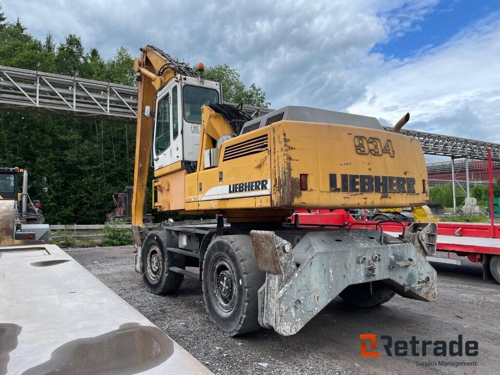 Materialhanterare Liebherr A 934 B HD - آلات البناء: صورة 4 Materialhanterare Liebherr A 934 B HD - آلات البناء: صورة 4