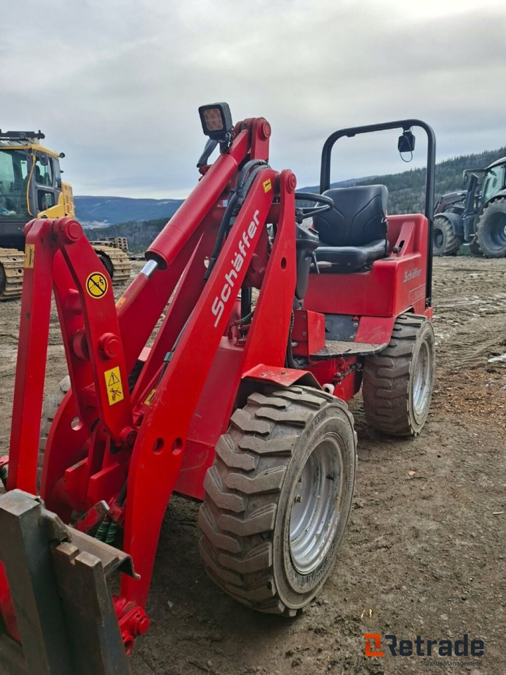 Redskapsbærer SCHAFFER 226 - الآلات الزراعية: صورة 2 Redskapsbærer SCHAFFER 226 - الآلات الزراعية: صورة 2