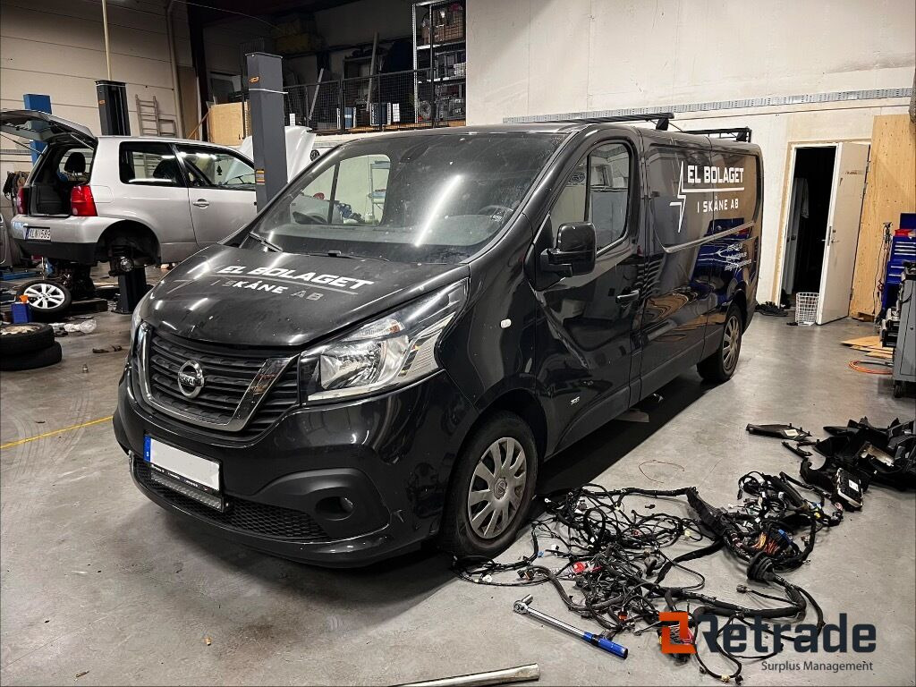 Reparationsobjekt Skåpbil Nissan NV300, 2019, Manuell, Låga Mil - سيارة: صورة 1 Reparationsobjekt Skåpbil Nissan NV300, 2019, Manuell, Låga Mil - سيارة: صورة 1