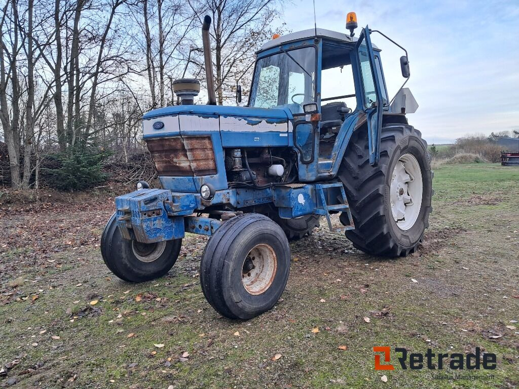 Traktor Ford Tw 15 2 hjulstrukken - الآلات الزراعية: صورة 1 Traktor Ford Tw 15 2 hjulstrukken - الآلات الزراعية: صورة 1