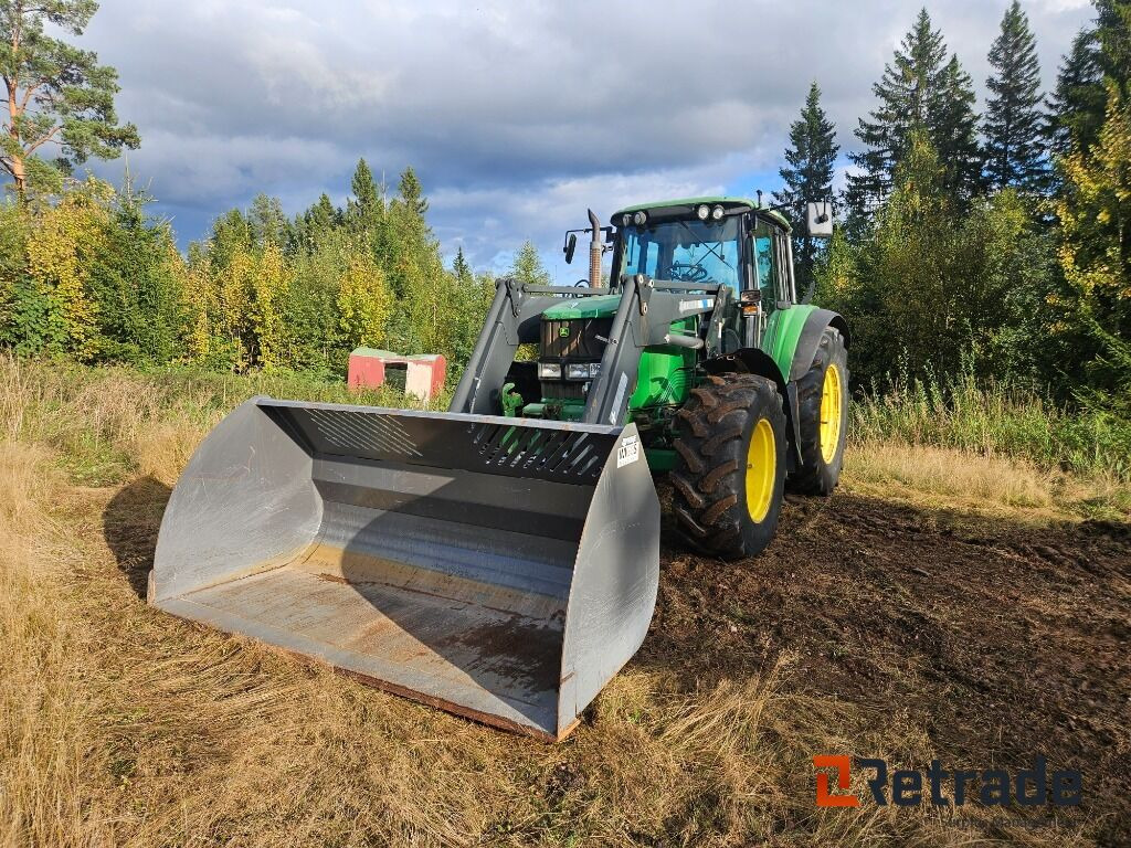 Traktor John Deere 6620 Lastare och Frontlyft - جرار: صورة 2 Traktor John Deere 6620 Lastare och Frontlyft - جرار: صورة 2