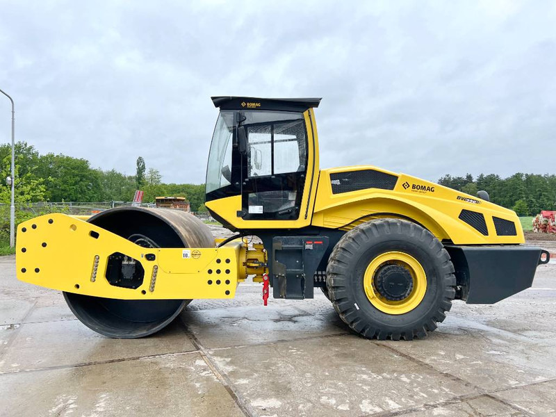 Bomag BW226-5CL - New / Unused - مدحلة: صورة 1 Bomag BW226-5CL - New / Unused - مدحلة: صورة 1