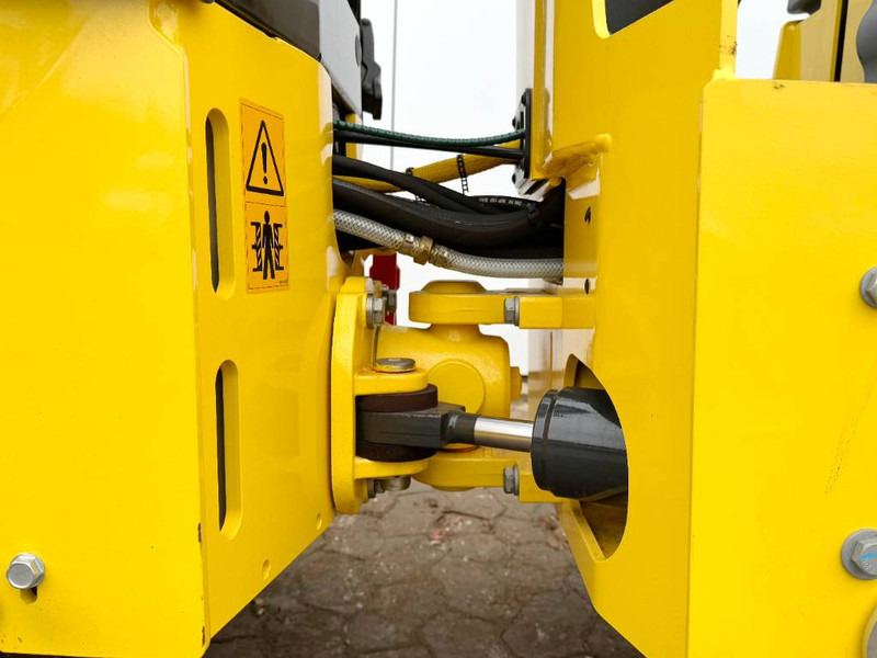 مدحلة Bomag BW80AD-5 - New / Unused / Kubota Engine: صورة 16