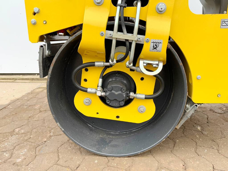 مدحلة Bomag BW80AD-5 - New / Unused / Kubota Engine: صورة 15