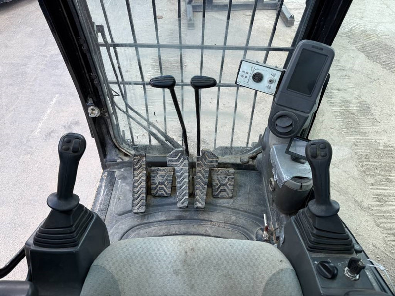 حفار زحاف Cat 345C UHD 27m - Hydr Undercarriage / German Machine: صورة 9