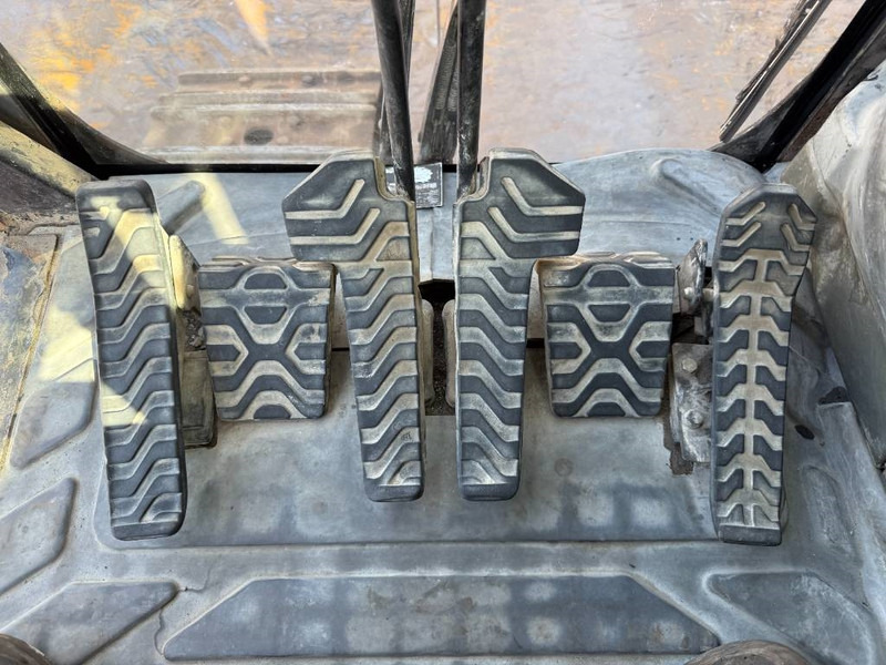 حفار زحاف Cat 345DL - German Machine / Automatic Greasing: صورة 10