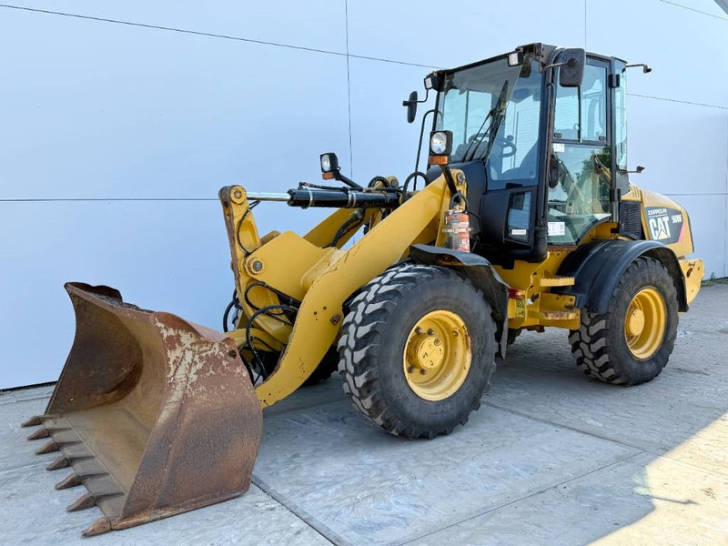 Cat 908H - Quick Coupler / Automatic Greasing - اللودر بعجل: صورة 2 Cat 908H - Quick Coupler / Automatic Greasing - اللودر بعجل: صورة 2