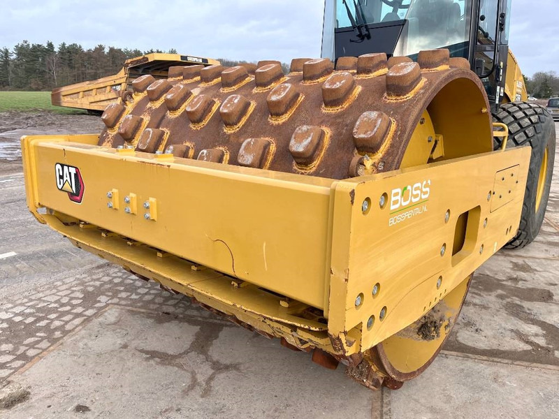مدحلة Cat CS66B - Excellent Condition / Low Hours / CE: صورة 10