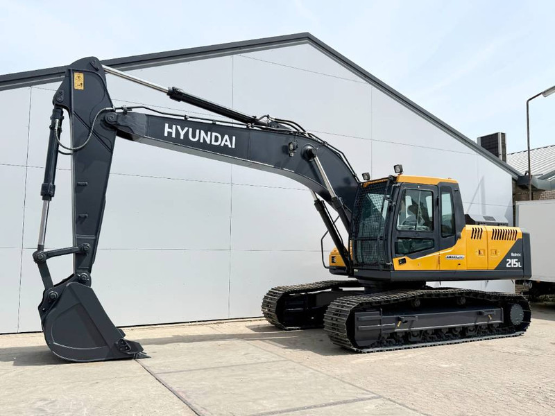 Hyundai R215L Smart Plus *2025 Model* - New / Unused - حفار زحاف: صورة 2 Hyundai R215L Smart Plus *2025 Model* - New / Unused - حفار زحاف: صورة 2