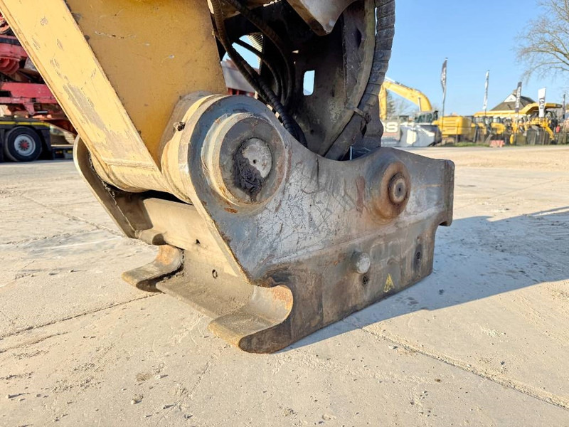 حفار زحاف Liebherr R944C UHD - 23 m Demolition / Hydr UC / OilQuick: صورة 16 حفار زحاف Liebherr R944C UHD - 23 m Demolition / Hydr UC / OilQuick: صورة 16