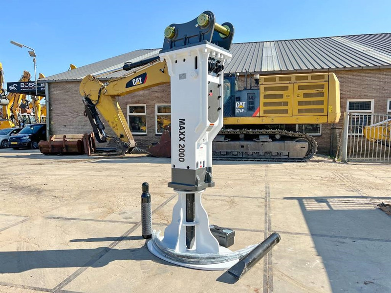Maxx 2000 hammer / 18-26 ton /hydraulic breaker / - مطرقة هيدروليكية - آلات البناء: صورة 4 Maxx 2000 hammer / 18-26 ton /hydraulic breaker / - مطرقة هيدروليكية - آلات البناء: صورة 4