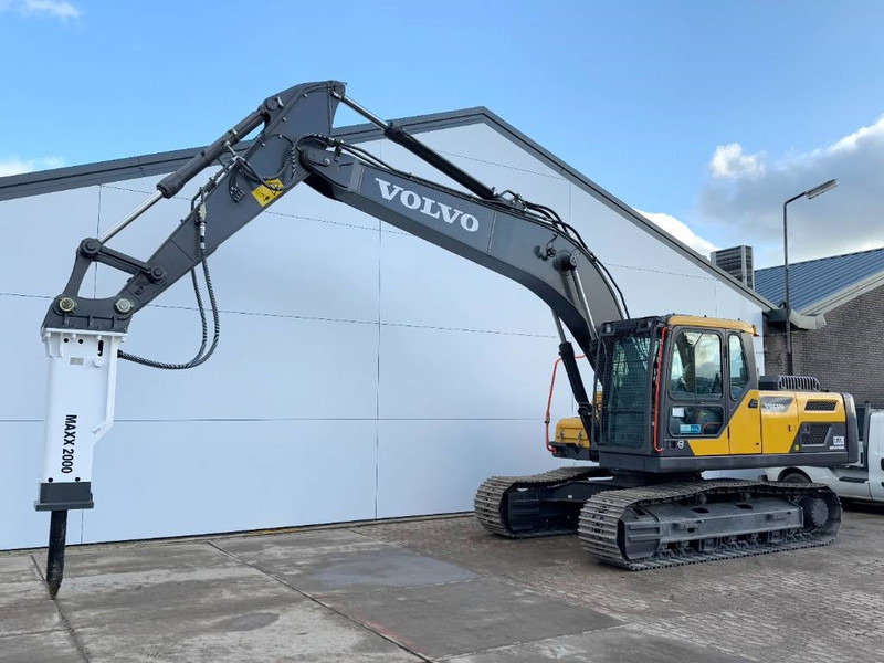 Volvo EC220D + Maxx 2000 Hammer - New / Unused / 2024 - حفار زحاف: صورة 2 Volvo EC220D + Maxx 2000 Hammer - New / Unused / 2024 - حفار زحاف: صورة 2