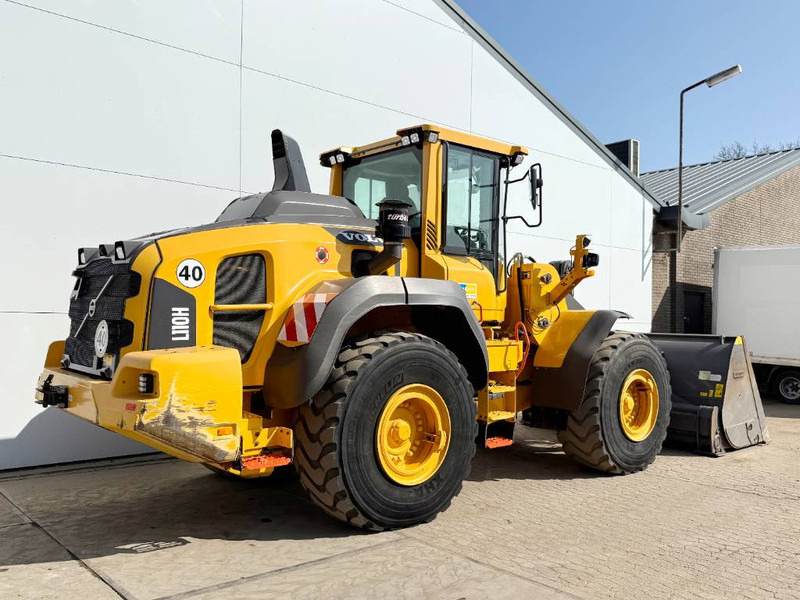 اللودر بعجل Volvo L110H - German Machine / High-tip Bucket / 3rd Fun: صورة 6