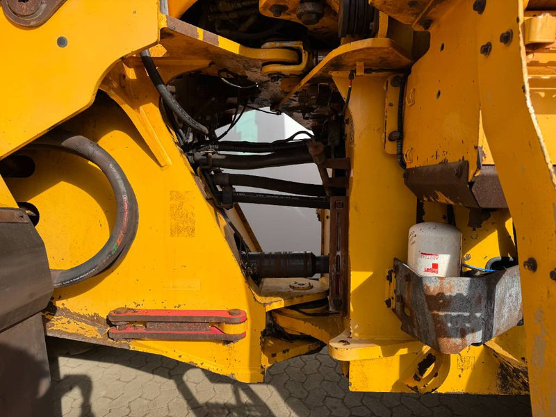 اللودر بعجل Volvo L180H - 3rd Function / Weight System: صورة 18
