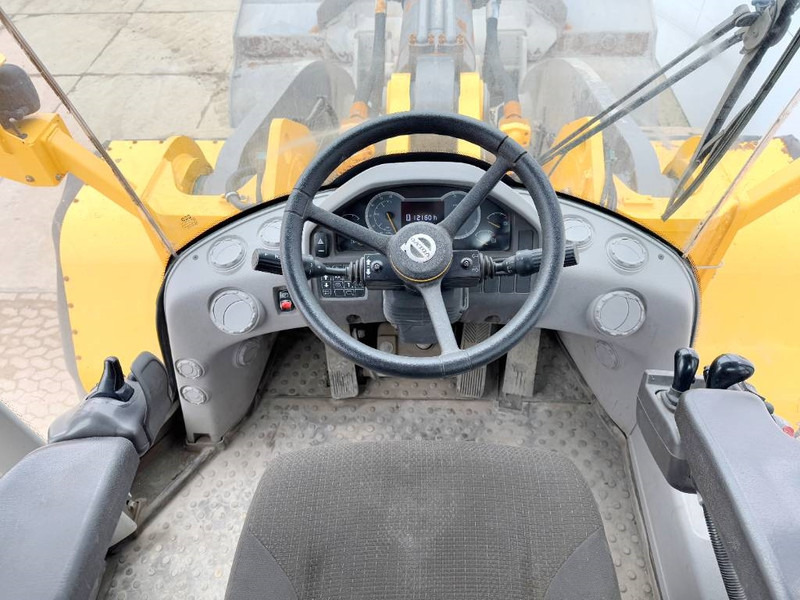 اللودر بعجل Volvo L350H - Dutch Machine / CDC Steering: صورة 8 اللودر بعجل Volvo L350H - Dutch Machine / CDC Steering: صورة 8