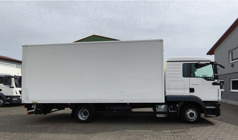 MAN TGL 8.190 Koffer gFH AHK LBW Euro 6 4x2 (11) - شاحنة مقفلة: صورة 4 MAN TGL 8.190 Koffer gFH AHK LBW Euro 6 4x2 (11) - شاحنة مقفلة: صورة 4