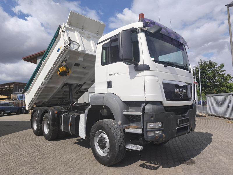 MAN TGS 26.400 6x6 GL Meiller Dreiseitenkipper Bordmatik Plane Euro - شاحنة قلاب: صورة 5 MAN TGS 26.400 6x6 GL Meiller Dreiseitenkipper Bordmatik Plane Euro - شاحنة قلاب: صورة 5