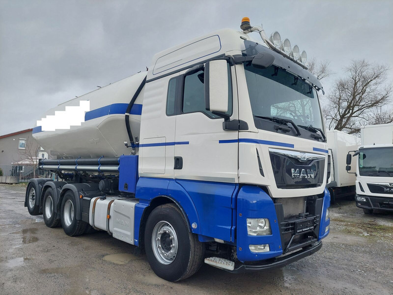 MAN TGX 35.440 Silo Euro 6 8x4 Lift+Lenk Klima (5) - شاحنة: صورة 2 MAN TGX 35.440 Silo Euro 6 8x4 Lift+Lenk Klima (5) - شاحنة: صورة 2