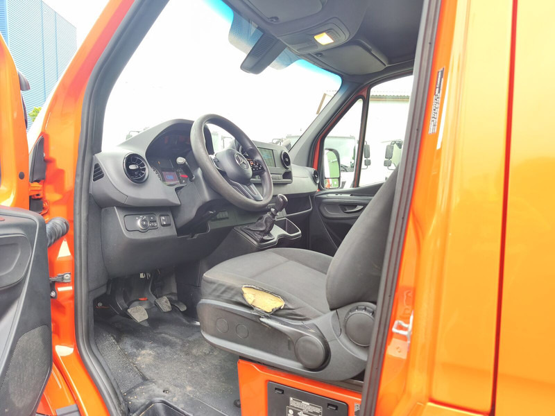 قلاب صغير, الشاحنات الصغيرة كابينة مزدوجة Mercedes-Benz 316 Sprinter DoKa Kipper Euro 6 4x2 (4): صورة 19