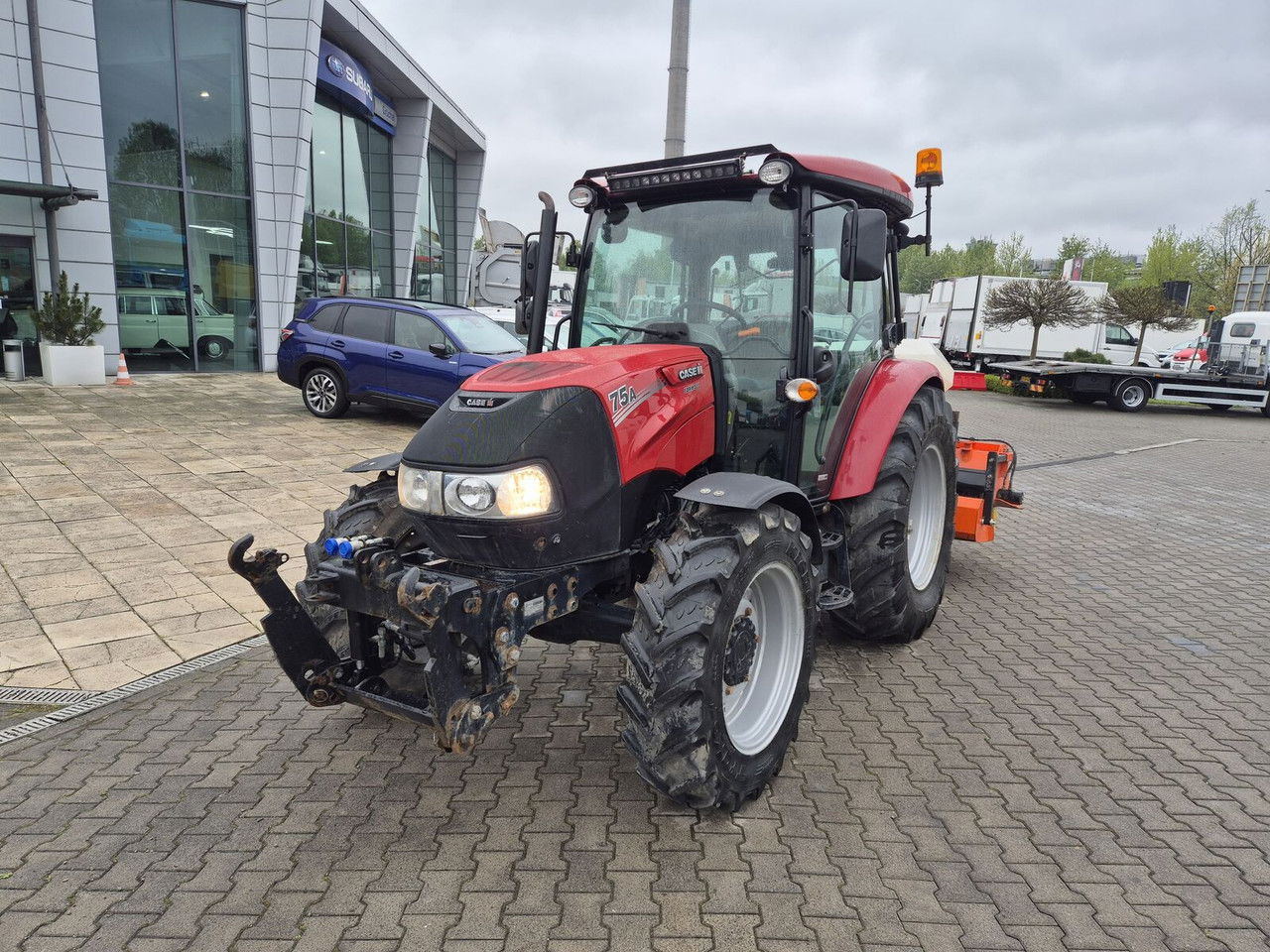 CASE IH IH Farmall 75 - جرار: صورة 4 CASE IH IH Farmall 75 - جرار: صورة 4