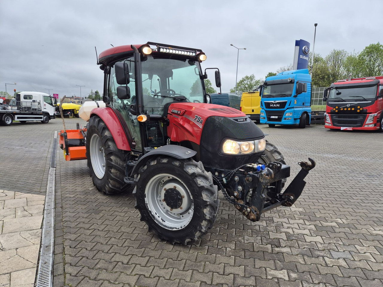 Case IH Farmall 75 - جرار: صورة 1 Case IH Farmall 75 - جرار: صورة 1