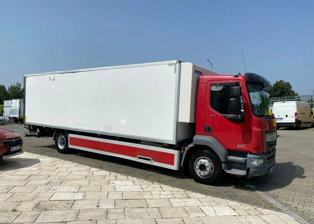 DAF LF 250 LF250I / 1 Owner / Hulsteins / Super Condition - شاحنة الفريزر: صورة 5 DAF LF 250 LF250I / 1 Owner / Hulsteins / Super Condition - شاحنة الفريزر: صورة 5