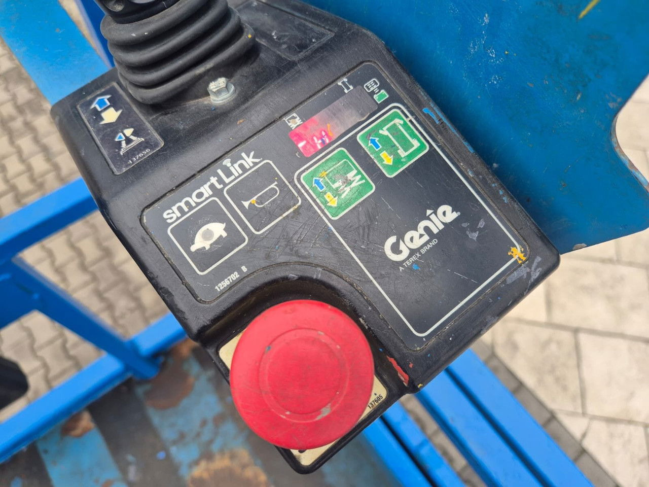 رافعة هيدروليكية مقصية Genie GS 4047 / Electric / 4X4 / 1 owner/ Only 780MH. / GS 4047 / Electric / 4X4 / 1 owner/ Only 780MH. / Very good con: صورة 16 رافعة هيدروليكية مقصية Genie GS 4047 / Electric / 4X4 / 1 owner/ Only 780MH. / GS 4047 / Electric / 4X4 / 1 owner/ Only 780MH. / Very good con: صورة 16