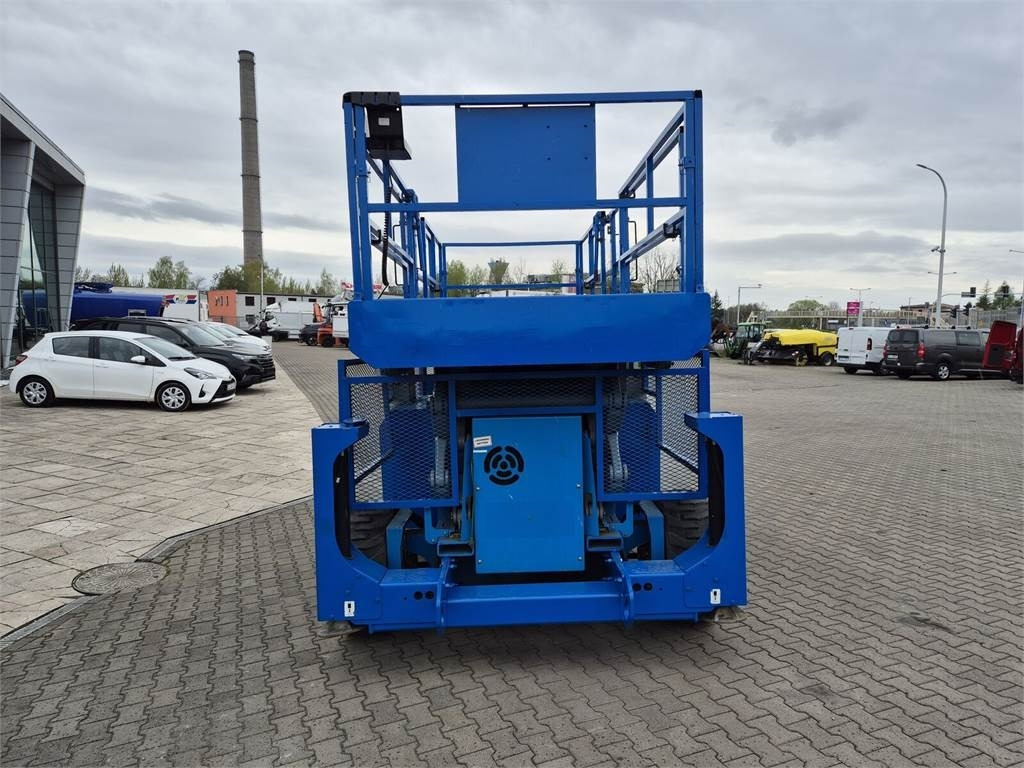 Genie GS 4390 / 15M HIGH / 680KG LOAD / 1 OWNER / SERVIC - رافعة هيدروليكية مقصية: صورة 4 Genie GS 4390 / 15M HIGH / 680KG LOAD / 1 OWNER / SERVIC - رافعة هيدروليكية مقصية: صورة 4