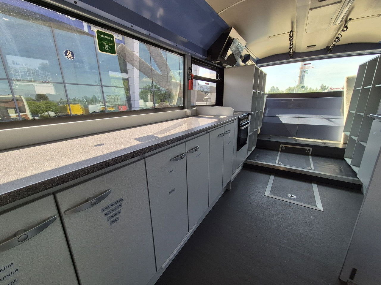 مركبة كوتش, عربة التخييم Irisbus Iveco 330 KM / Like Camper / Solar Panels: صورة 15 مركبة كوتش, عربة التخييم Irisbus Iveco 330 KM / Like Camper / Solar Panels: صورة 15