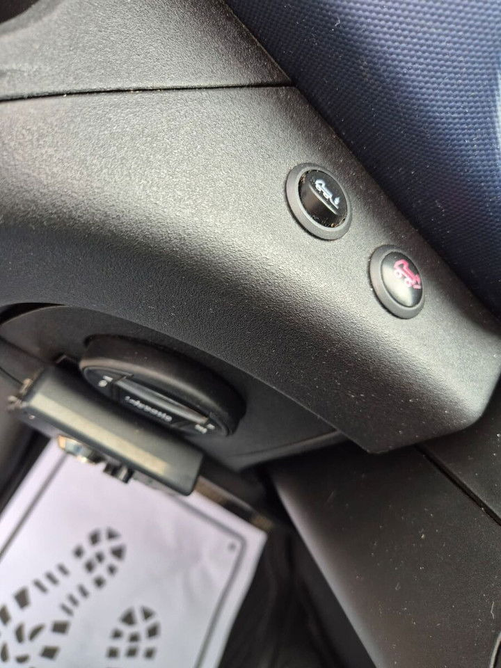 شاحنة مُبرّدة للتوصيل Iveco Daily 35S16 Hi-Matic / 1 Owner / Mitsubishi / Serviced: صورة 30 شاحنة مُبرّدة للتوصيل Iveco Daily 35S16 Hi-Matic / 1 Owner / Mitsubishi / Serviced: صورة 30