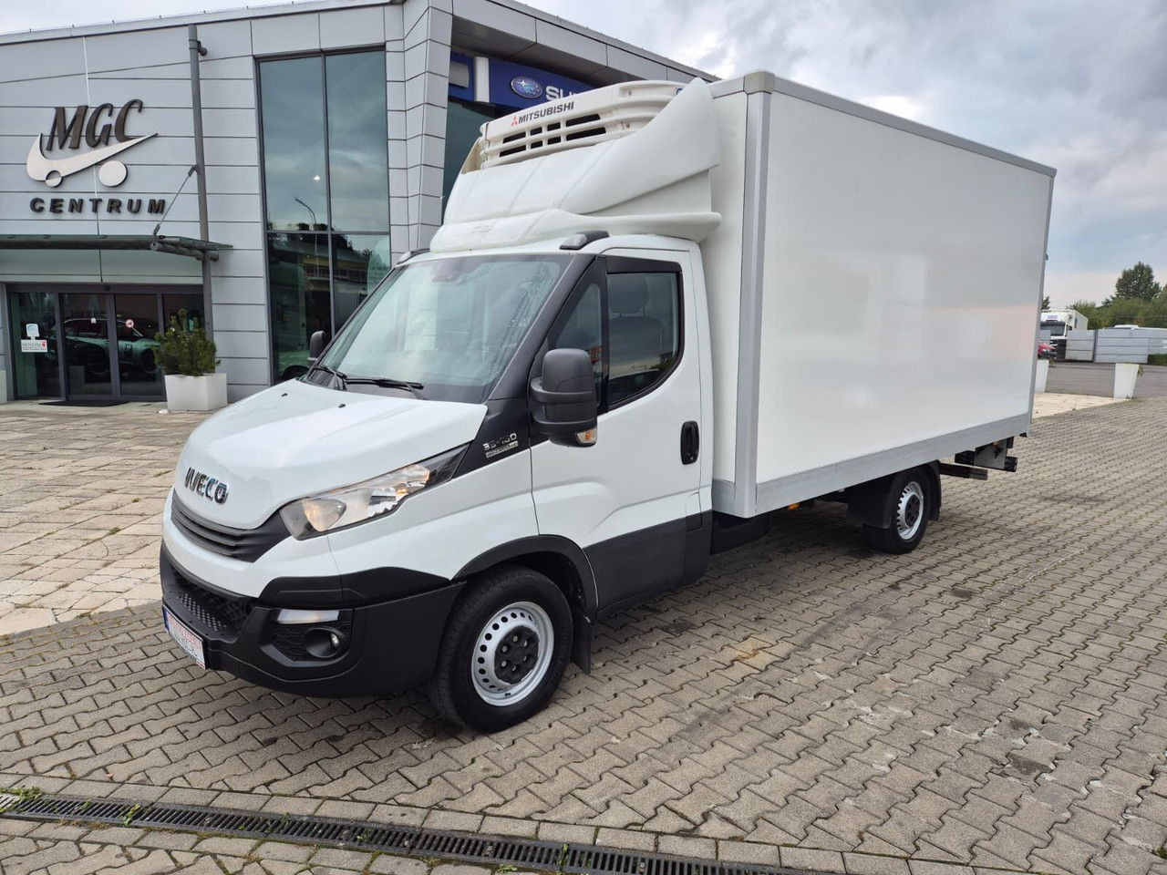 Iveco Daily 35S16 Hi-Matic / 1 Owner / Mitsubishi / Serviced - شاحنة مُبرّدة للتوصيل: صورة 1 Iveco Daily 35S16 Hi-Matic / 1 Owner / Mitsubishi / Serviced - شاحنة مُبرّدة للتوصيل: صورة 1