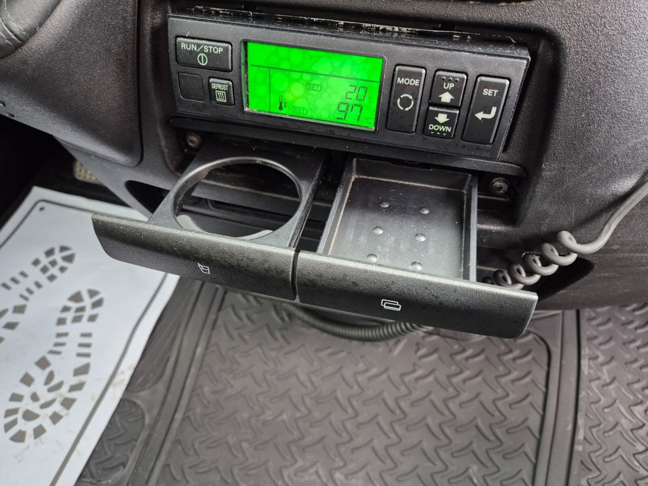 شاحنة مُبرّدة للتوصيل Iveco Daily 35S16 Hi-Matic / 1 Owner / Mitsubishi / Serviced: صورة 25 شاحنة مُبرّدة للتوصيل Iveco Daily 35S16 Hi-Matic / 1 Owner / Mitsubishi / Serviced: صورة 25