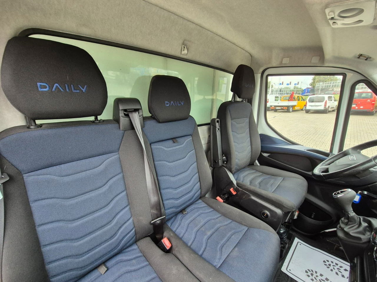 شاحنة مُبرّدة للتوصيل Iveco Daily 35S16 Hi-Matic / 1 Owner / Mitsubishi / Serviced: صورة 19 شاحنة مُبرّدة للتوصيل Iveco Daily 35S16 Hi-Matic / 1 Owner / Mitsubishi / Serviced: صورة 19