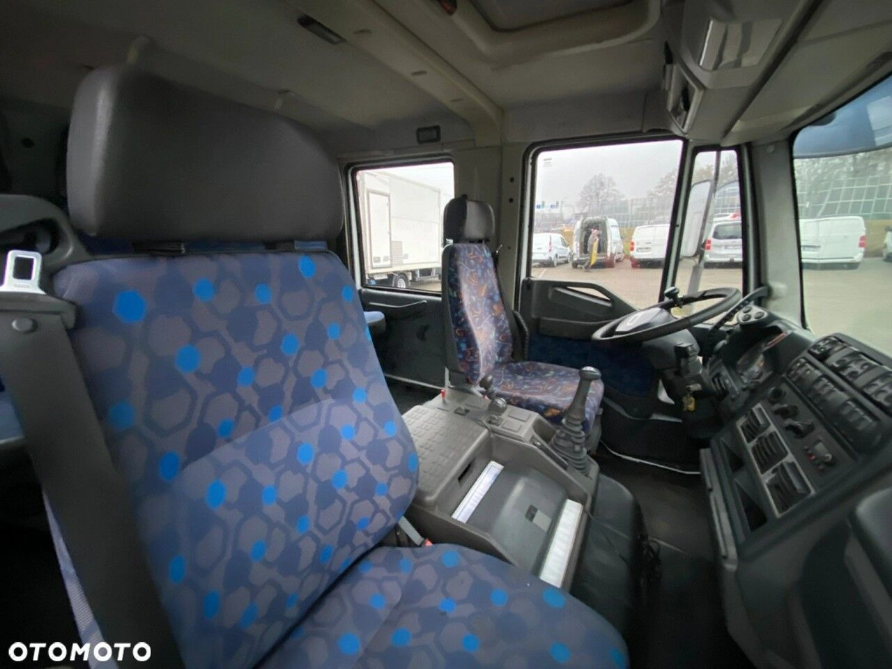 شاحنات مسطحة, شاحنة كرين Iveco Eurocargo ML80E17 / HDS HMF / 1 Owner / Doka: صورة 29