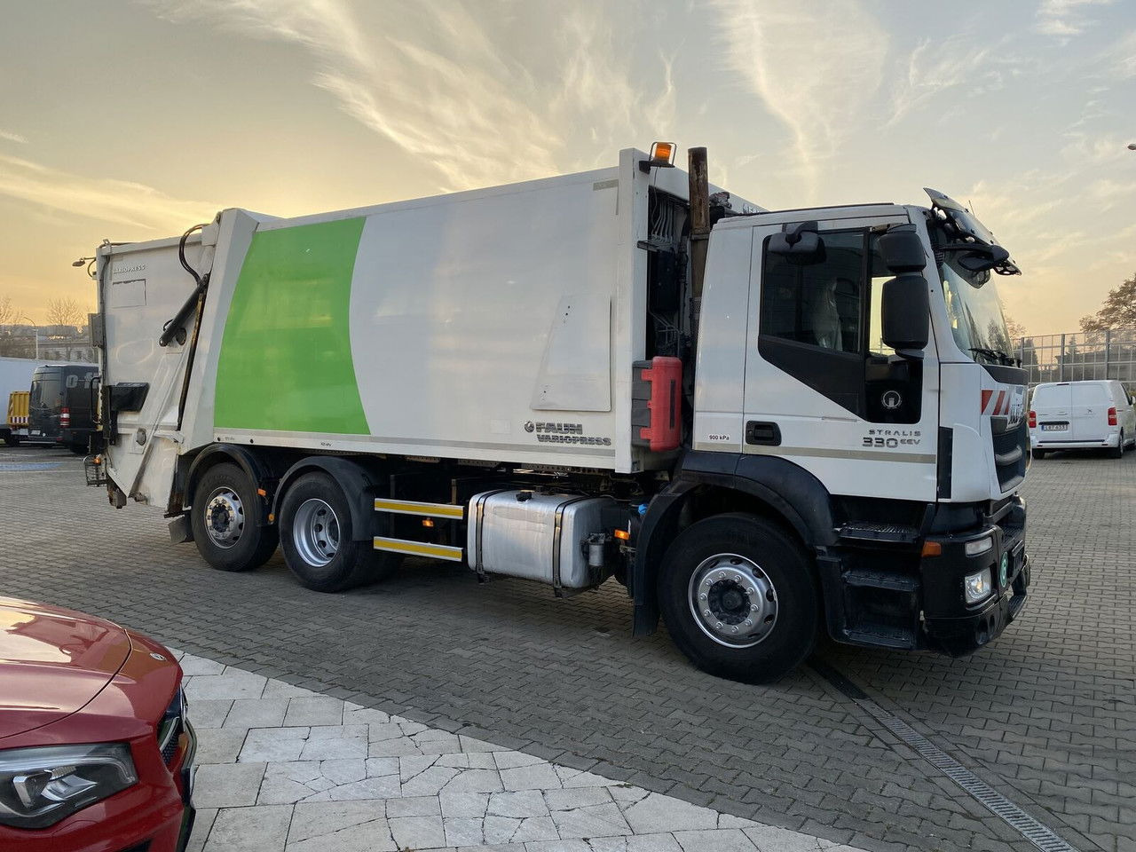 Iveco Stralis 330 EEV / Faun Vario Press 11 27M3 / Service NEW / TOP Iveco Stralis 330 EEV / Faun Vario Press 11 27M3 / Service NEW / TOP - شاحنة النفايات: صورة 5 Iveco Stralis 330 EEV / Faun Vario Press 11 27M3 / Service NEW / TOP Iveco Stralis 330 EEV / Faun Vario Press 11 27M3 / Service NEW / TOP - شاحنة النفايات: صورة 5