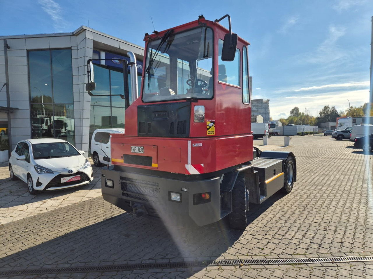 Kalmar TR618i / 1 Owner / LOW KM / Works Great / NEW Tire S - جرار المحطة: صورة 2 Kalmar TR618i / 1 Owner / LOW KM / Works Great / NEW Tire S - جرار المحطة: صورة 2