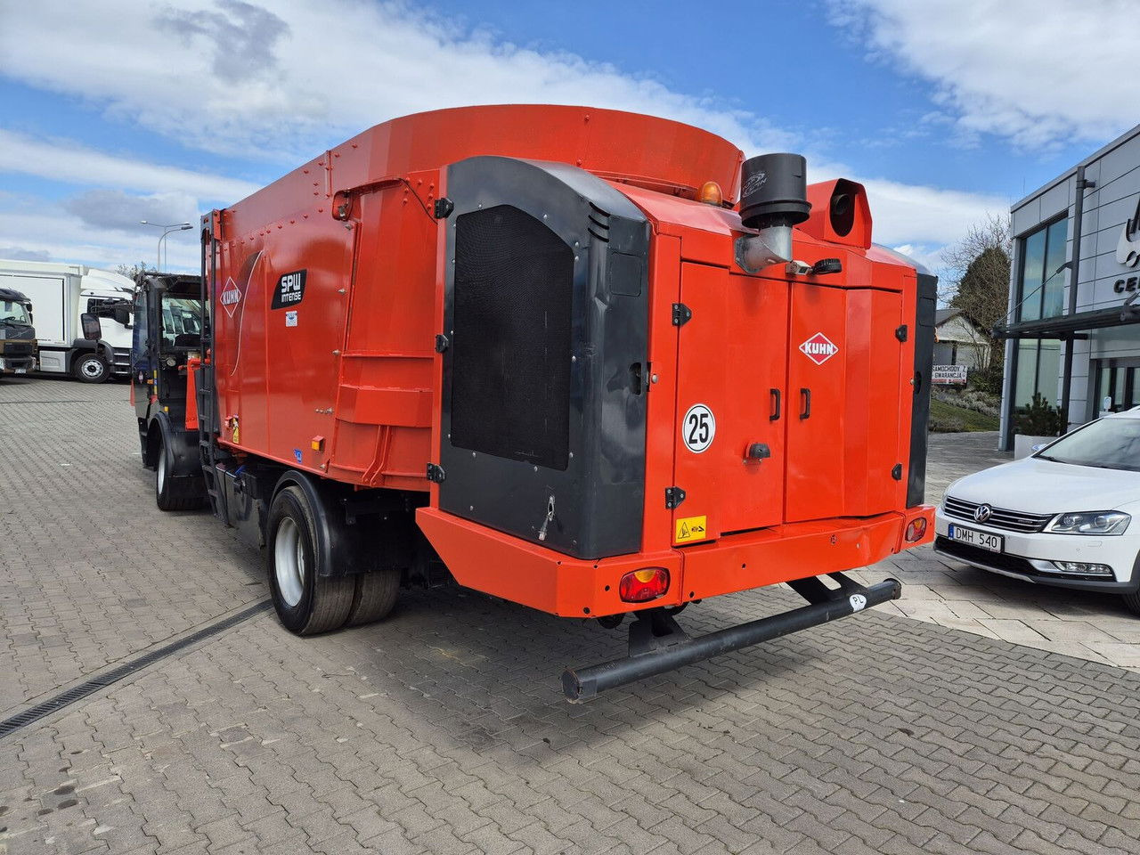 عربة خلط الأعلاف Kuhn SPW 22 / LOW MTH / 1 Owner / Works Great: صورة 12