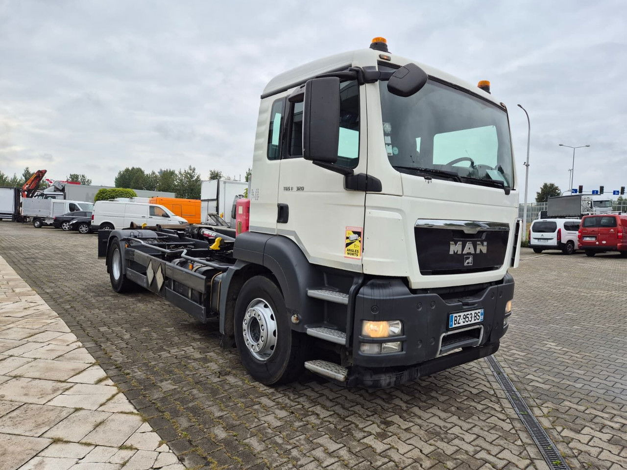 MAN TGS 18.320 Multilift UP TO 14 TON / NO Rust - شاحنات الحاويات / جسم علوي قابل للتغيير شاحنة: صورة 5 MAN TGS 18.320 Multilift UP TO 14 TON / NO Rust - شاحنات الحاويات / جسم علوي قابل للتغيير شاحنة: صورة 5