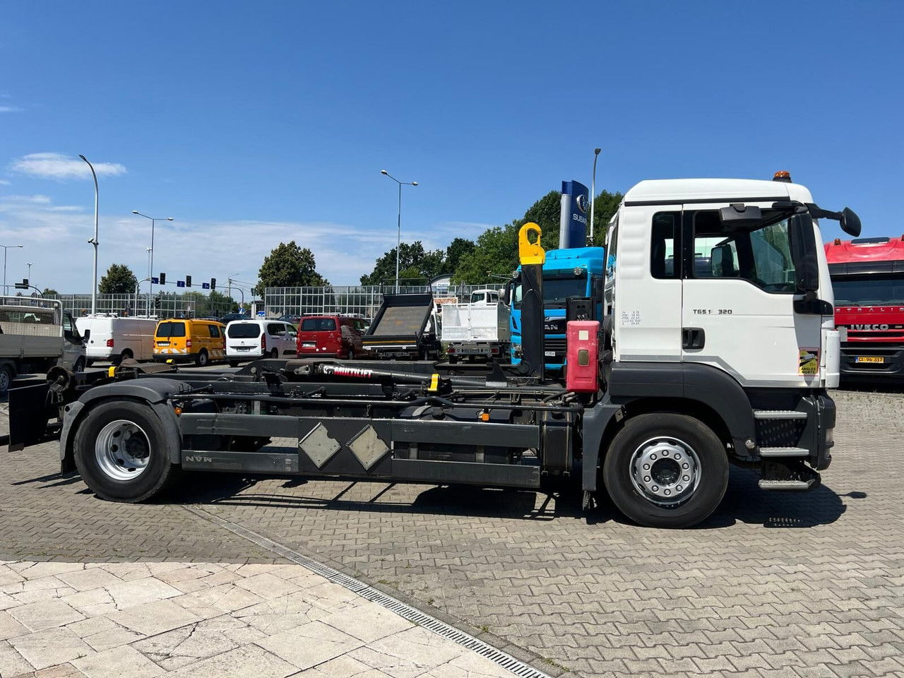 MAN TGS 18.320 NO Rust / Multilift Joab / BIG Wheelbase - شاحنات الحاويات / جسم علوي قابل للتغيير شاحنة: صورة 4 MAN TGS 18.320 NO Rust / Multilift Joab / BIG Wheelbase - شاحنات الحاويات / جسم علوي قابل للتغيير شاحنة: صورة 4