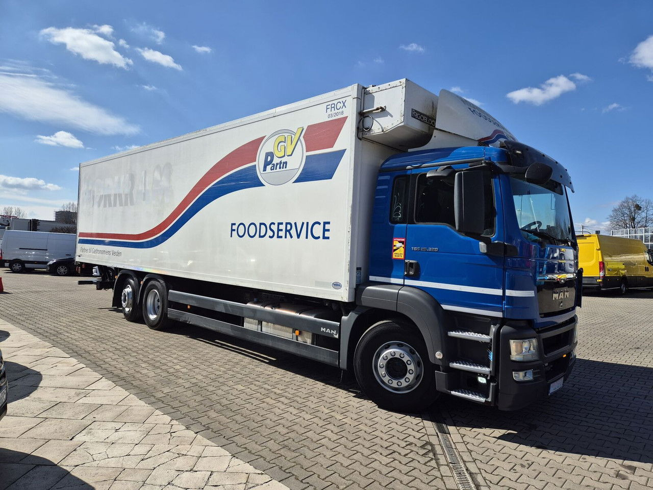 MAN TGS 26.320 24 EP / Frigoblock 4 / Engine D20-66LF - شاحنة الفريزر: صورة 1 MAN TGS 26.320 24 EP / Frigoblock 4 / Engine D20-66LF - شاحنة الفريزر: صورة 1