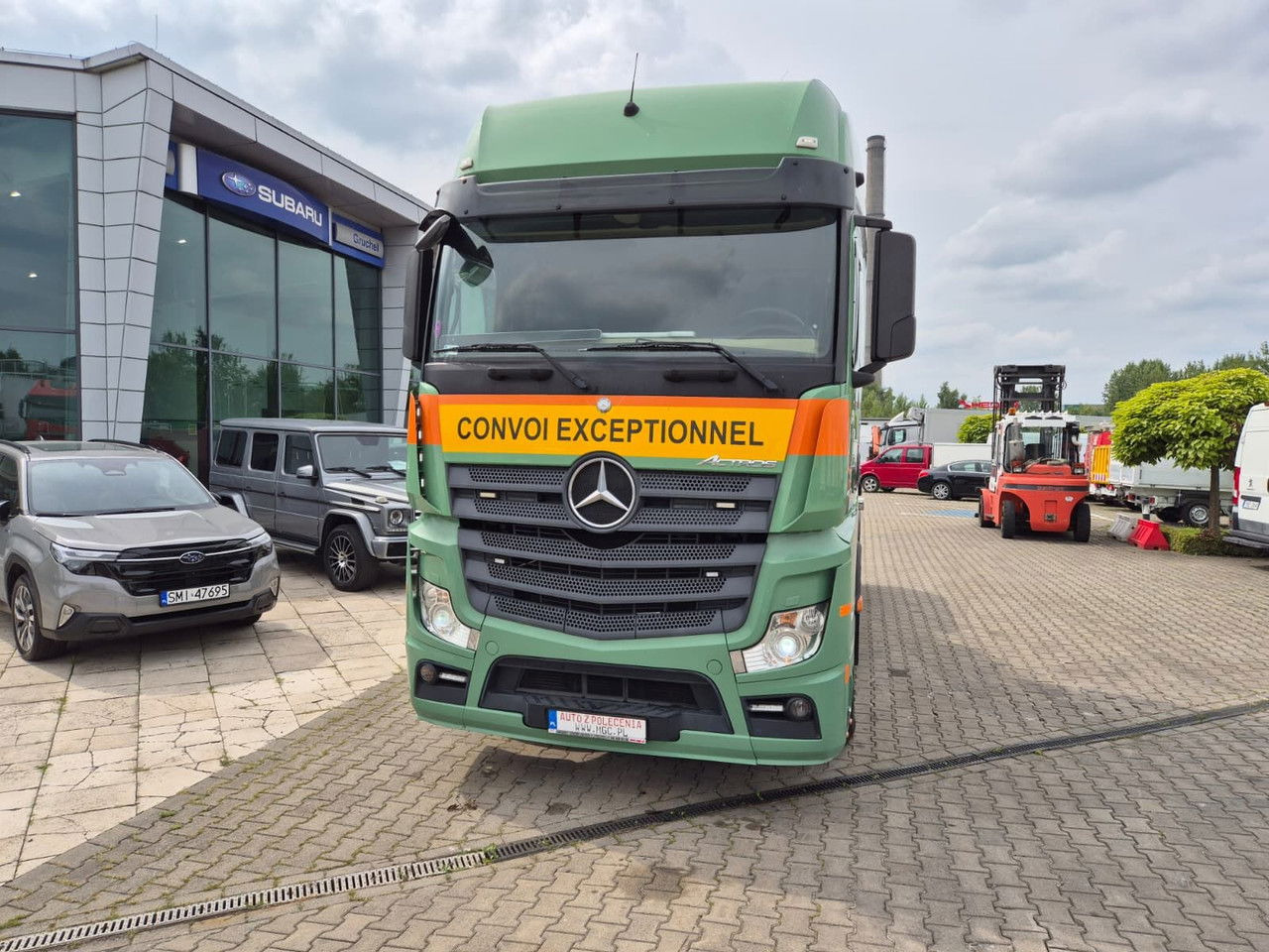 Mercedes-Benz Actros 4163 8X4 / 1 Owner / LOW KM / Super Condition - وحدة جر: صورة 3 Mercedes-Benz Actros 4163 8X4 / 1 Owner / LOW KM / Super Condition - وحدة جر: صورة 3