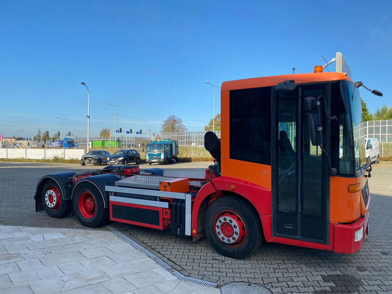 Mercedes-Benz Econic 2628 Eqonic 2628 - 1 Owner / LOW KM / Works Great - شاحنة هيكل كابينة: صورة 4 Mercedes-Benz Econic 2628 Eqonic 2628 - 1 Owner / LOW KM / Works Great - شاحنة هيكل كابينة: صورة 4